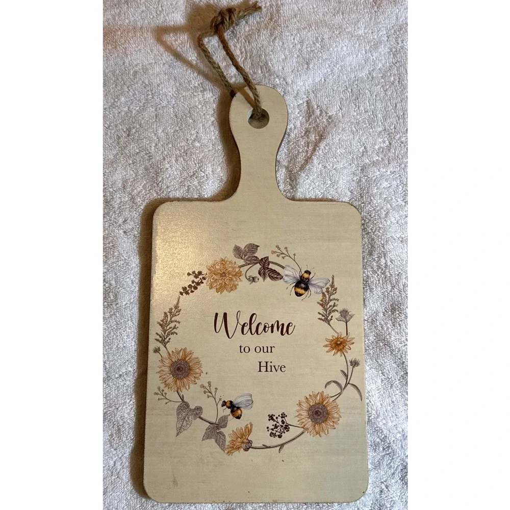 Welcome to Our Hive Bee‎ Sunflower Decorative Cutting Board Wall Decor